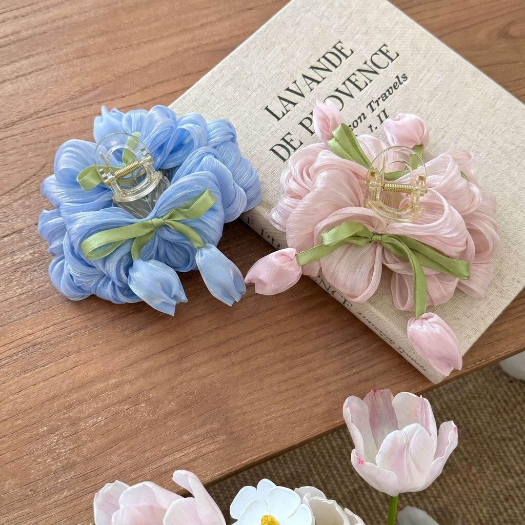 Kẹp cá mập nếp gấp phong rừng hoa tulip mẫu mới 2026 lãng mạn mùa xuân hè kẹp tóc sau đầu nữ