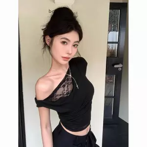 Ren Khâu Giả Hai Mảnh Áo Nữ Mùa Hè Phong Cách Mới Cô Gái Nóng Xếp Lớp Thiết Kế Cảm Giác Phù Hợp Với Một Vai Ngắn T @