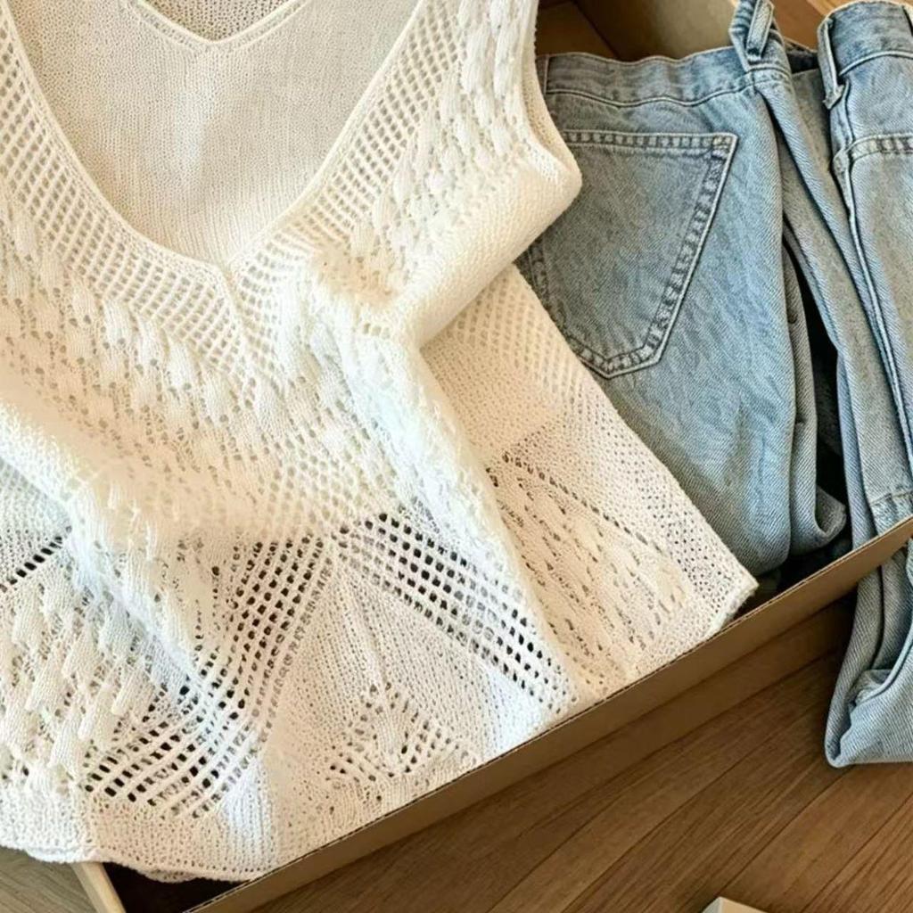 [Khuyến mãi trong thời gian có hạn] Áo Vest dệt kim hai mảnh rỗng cổ chữ V Phiên bản mỏng nhẹ nhàng phiên bản mùa hè được xếp lớp bên trong