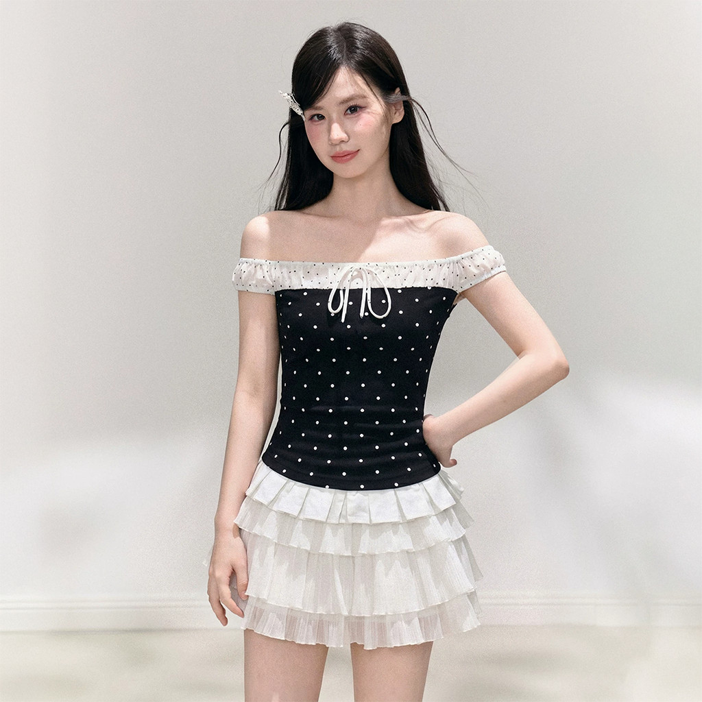 Áo Thun Nữ Chấm Bi Kiểu Trễ Vai  Phối Dây Thắt Nơ Ngực A51523