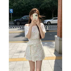 Hot Girl Tính khí Slanted Vai chấm bi eo hẹp + Váy xẻ tà Bộ đồ hai mảnh
