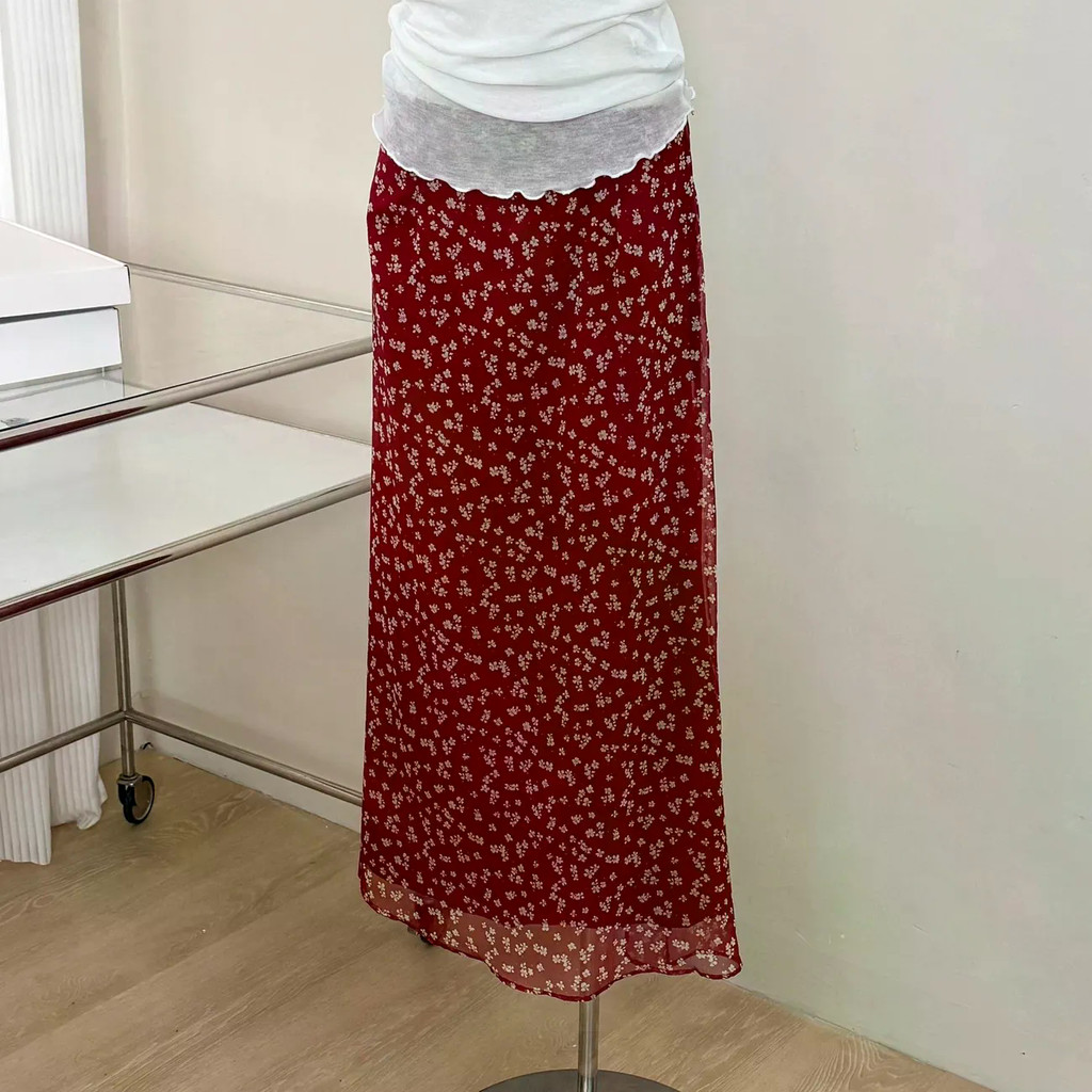 Váy mùa hè hoa cổ điển hoa màu đỏ Váy mùa hè dài vừa phải