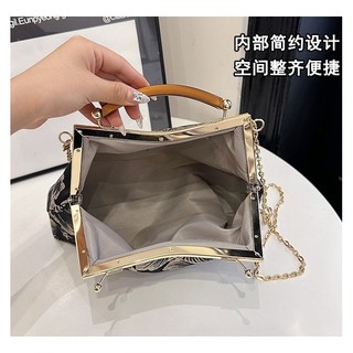 Túi xách thêu tay sườn xám phong cách mới
