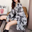 Áo khoác cardigan thời trang dài tay dáng rộng dành cho nữ có in báo để chống nắng