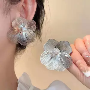 AqToCna Bông Tai Ngọc Trai Hoa Lớn Cho Nữ Thiết Kế Sang Trọng Bông Tai Đính Cho Nữ Thời Trang Hàn Quốc Phụ Kiện Trang Sức Quà Tặng AqToCna