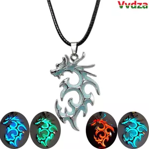 Vòng cổ rồng phát sáng VVDZA, Vòng cổ mặt dây chuyền rồng đính đá mặt trăng quyến rũ, Quà tặng năm Vintage Punk Phát sáng trong bóng tối Vòng cổ nam cậu bé