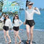 Bé Gái Đen Trắng Đồ Bơi 2026 Phong Cách Mới Trẻ Em Mùa Hè In Chữ Dây Kéo Dài Tay Top + Quần Short Đồ Bơi