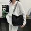 BeautifulHomeA Túi đeo chéo vải nhung thông thường Dung tích lớn Túi Tote nữ thời trang đơn giản Túi đeo vai đơn VN