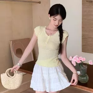 Áo sơ mi ngắn tay bay dệt kim băng lụa ren ngắn vai nữ Niche tay ngắn độc đáo Slim-fit Top mùa hè Phong cách mới
