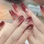 Lựu đỏ Aurora Crystal Gradient Làm trắng da cao cấp khi đeo móng tay