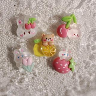 Charm hình nhân vật hoạt hình dễ thương, phù hợp trang trí nhiều vật dụng khác nhau