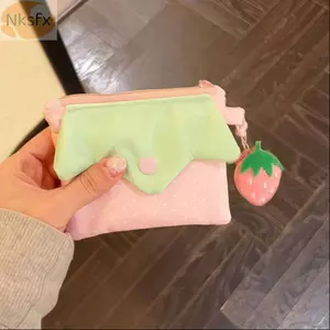 Ví đựng tiền xu NKSFX, Túi đựng mỹ phẩm Mini chấm bi dâu tây, Thiết kế dây kéo Kawaii Hộp đựng thẻ di động Lưu trữ phụ kiện nhỏ
