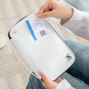 R RFID Bàn Chải Chống Trộm Giá Đỡ Hộ Chiếu Túi Tài Liệu Sổ Hộ Chiếu Chống Thấm Nước Bảo Vệ Túi Bảo Quản Du Lịch Túi Mang Theo 6.7