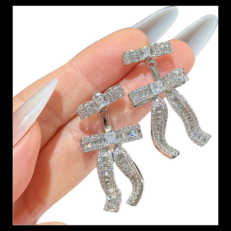 Bông tai tinh tế tua rua hoa dài Zircon thời trang