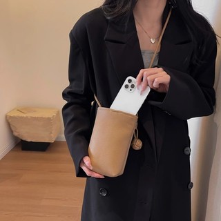 Túi mini đa năng, nghệ thuật, tươi mát và dễ thương với mặt dây chuyền tròn nhỏ và da mềm