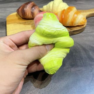 Đồ chơi Squishy Croissant CURBANFABLE, Bàn tay tăng chậm Thư giãn Bánh mì nhân tạo giả, Trẻ em Pinch Dính Mô phỏng thực phẩm Đồ chơi phục hồi mềm Sinh nhật