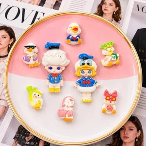 Set Charm Vịt Donald Dễ Thương Hoạt Hình Cute Trang Trí Dép Phụ Kiện Ngộ Nghĩnh Collection Vịt Vàng Cao Cấp