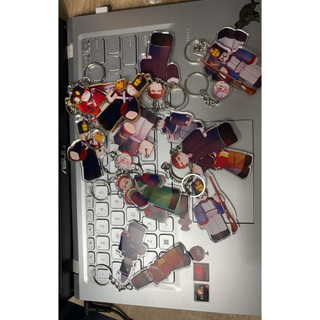 Keychain / gantungan kunci Roblox Guts and Blackpower Fanmerch Pack NPC