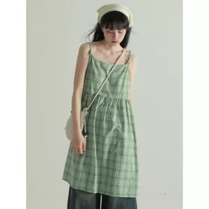 Váy tươi nhỏ mùa hè Phong cách mới Bơ Xanh Retro Váy kẻ sọc nữ mùa hè Sling kẻ sọc không tay