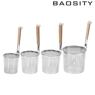 Giỏ đựng thức ăn bằng lưới thép không gỉ có tay cầm bằng gỗ để thoát nước nấu sôi trong nhà bếp