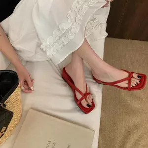 TT Mũi Vuông Mỏng Dây Đeo Dép Nữ Mùa Hè 2026 Phong Cách Mới Mũi Vuông Flip-Flops Flat Dày Đế Lật-Flops