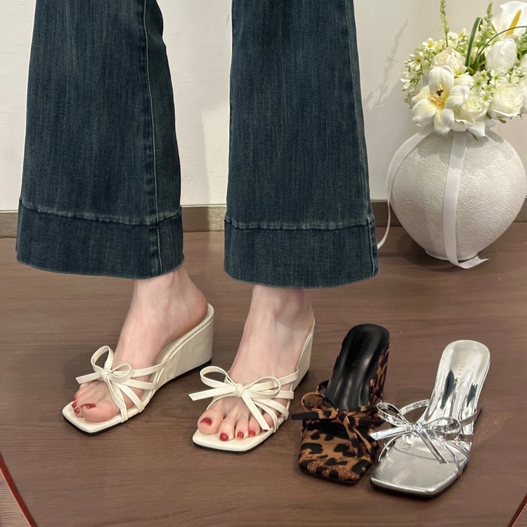 Phong Cách Hàn Quốc Mũi Vuông Nơ Giày Cao Gót Thời Trang PU Nữ Tính Khí Cao Cấp Chống Trơn Trượt Giày Cao Gót Retro F