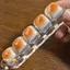TOPTOOLCX Fidget Móc Khóa, Phím Bàn Phím DIY Nút Nắp Bàn Phím Ngón Tay, Chìa Khóa Thư Giãn Hấp Bánh Mì Vượt Qua Nút Thời Gian Móc Khóa Móc Khóa Người Lớn