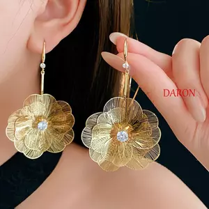 DARON Hoa Dài Treo Bông Tai, Bông Tai Cánh Hoa Kim Loại Bông Tai, Lãng Mạn Thanh Lịch Retro Hợp Thời Trang Bông Tai Rỗng Lá Bạch Quả