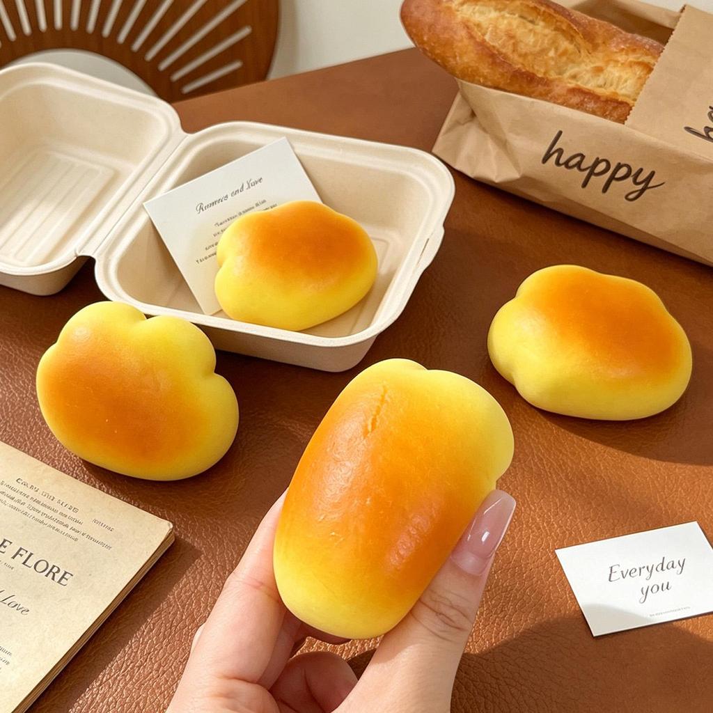 [H & L] 1 / 3 / 5 Đồ chơi bóp giảm căng thẳng di động | Bánh mì đám mây Caramel mô phỏng cho văn phòng, gia đình, trẻ em vui chơi và quà tặng trang trí máy tính để bàn / Chất lượng hàng đầu