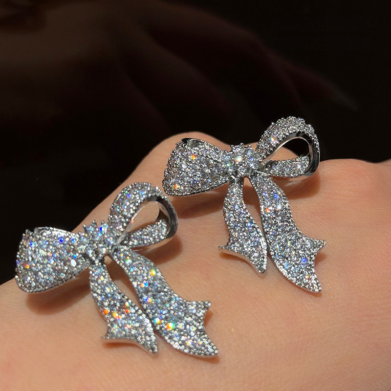 Tua Rua Phong Cách Mới Zircon Thời Trang Thanh Lịch Ánh Sáng Bông Tai Sang Trọng