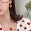AqToCna Bông tai dâu tây phong cách mục vụ độc đáo Móc và mặt dây chuyền có thiết kế trái cây ba chiều AqToCna