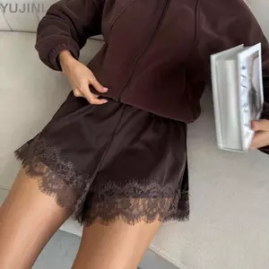 Quần Short Mini YUJINI, Thiết Kế Chắp Vá Quần Short Ren Satin Co Giãn, Vintage Y2K Phong Cách Thanh Lịch Ống Rộng Boxer Slip Nữ
