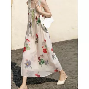 Đầm hoa kỳ nghỉ bên bờ biển cỡ lớn hai lớp Váy dài Niche đẹp hơn