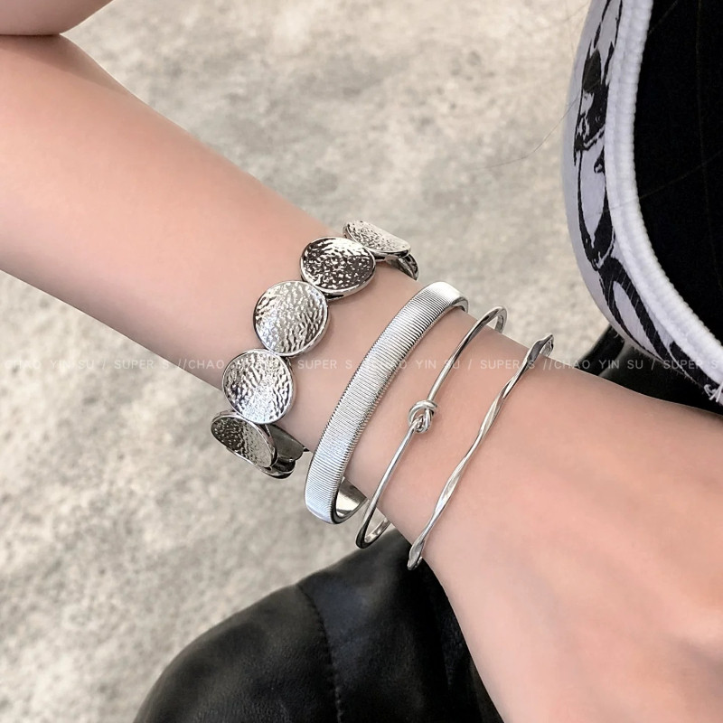 Bộ vòng tay xếp chồng bạc cổ điển dành cho nữ Phụ kiện cá tính thời trang cao cấp mùa hè