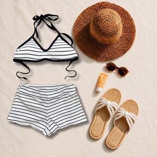 Set Bikini Sọc Kẻ Ngang Áo 2 Mảnh Cổ Yếm Và Quần Short Thiết Kế Ôm Body Chất Thun Tăm Co Giãn, Set Đi Biển Nữ - BH003