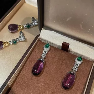 Giấc Mơ Thạch Anh Tím Nhựa Bông Tai Ngọc Lục Bảo Ánh Sáng Sang Trọng Cao Cấp Cảm Giác Extravagant Thanh Lịch Niche Thiết Kế Bông Tai Bông Tai 6.8