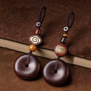 Móc khóa khóa khóa an toàn gỗ đàn hương màu đỏ tự nhiên - Thiết kế hoa sen & đám mây - Phong cách dân tộc - Lớp phủ đồng thau được chạm khắc bằng tay - Móc khóa & túi đa năng