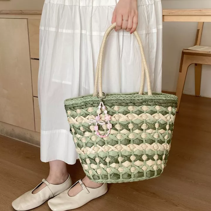 Women's Woven Straw Shoulder Bag – Large, for Work – 4