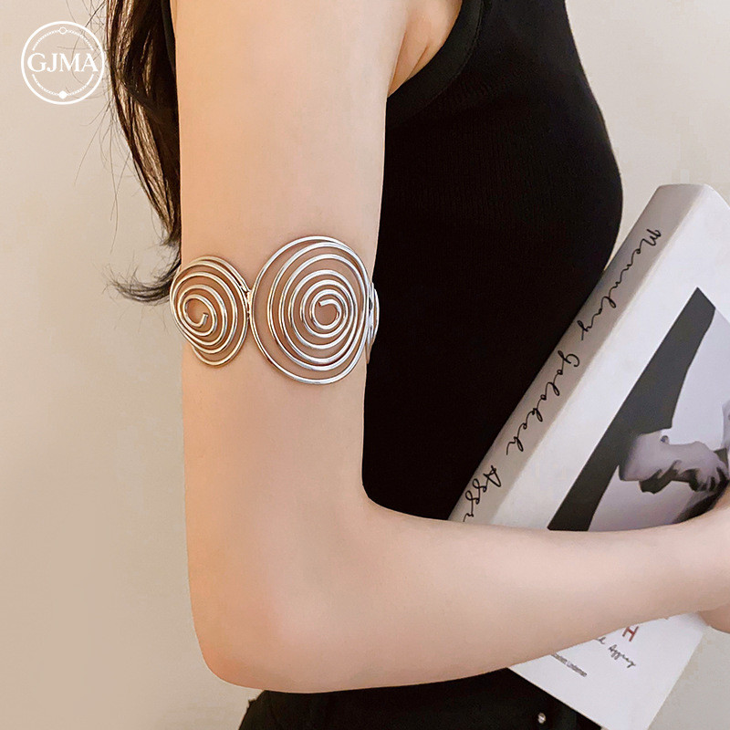 Vòng Bắp Tay Kim Loại Thiết Kế Phá Cách Mùa Hè Phong Cách Boho Sáng Tạo Độc Đáo Phụ Kiện Nữ