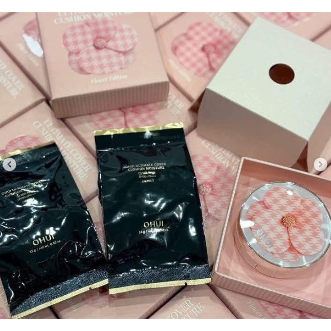 SET CUSHION OHUI HOA TẶNG KÈM 2 LÕI TONE 01 DATE 2029
