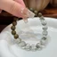 Mới Phong Cách Trung Quốc Jiangnan Sương Mù Mưa Đính Hạt Xanh Tự Nhiên Gỗ Đàn Hương Vòng Tay Nữ Niche Vòng Tay Quà Tặng Bạn Bè Xanh Ma