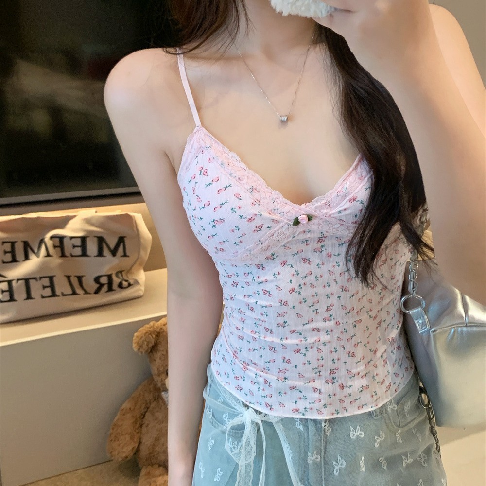 Đi kèm với miếng đệm ngực Nhỏ dễ thương Nữ Hot Girl Pure Desire Phong cách cổ chữ V Áo hai dây ren đẹp Áo ngực ngắn Áo ngực ngắn hoa Dây đeo vai mỏng hơn Nhìn mỏng hơn Áo khoác ngoài bên trong Hàn Quốc sạch sẽ Y2K BM Hẹn hò ngọt ngào Mùa hè Vòng cổ cốc đa