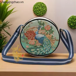 Phong Cách Mới Vân Nam Thêu Nhỏ Túi Tròn Phong Cách Dân Tộc Túi Messenger Thêu Điện Thoại Di Động Vải Đeo Vai Cha