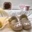 Siêu Nóng Bước Vào Shit Feel Star Hole Giày Nữ Mùa Hè Ngoài Trời Mặc 2026 Phong Cách Mới Giày Sandal Đi Biển Đế Dày Giày Sandal