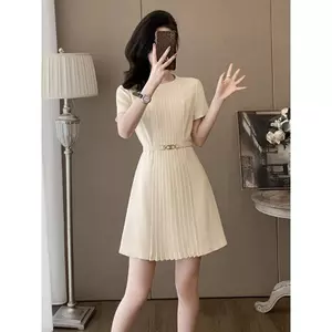 Váy chữ A nghỉ trà kiểu Pháp eo hẹp Phiên bản ôm vừa vặn mùa hè dành cho nữ người nổi tiếng Tính khí ôm hơn Váy dài