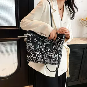 Túi xách đeo vai đơn PYCOU, Túi Tote in công suất lớn phong cách đại học, Túi đeo vai nữ thiết kế in hình thời trang Sử dụng thông thường