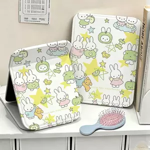 Gương trang điểm gấp đôi da xách tay họa nhiều thú nhỏ dành cho sinh viên ký túc xá
