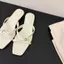 TT Phong Cách Mới Phong Cách Hàn Quốc Đầu Vuông Flip-Flops Nữ Mùa Hè Bên Trong Tăng Chiều Cao Chống Trơn Trượt Tất Cả Trận Đấu