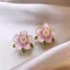 Yang Zi Cùng Phong Cách Màu Xanh Camellia Pha Lê Bông Tai Nữ Tính Khí Bông Tai Ngọt Ngào Độc Đáo 2025 Phong Cách Mới Bán Chạy Phong Cách 2026-6-1