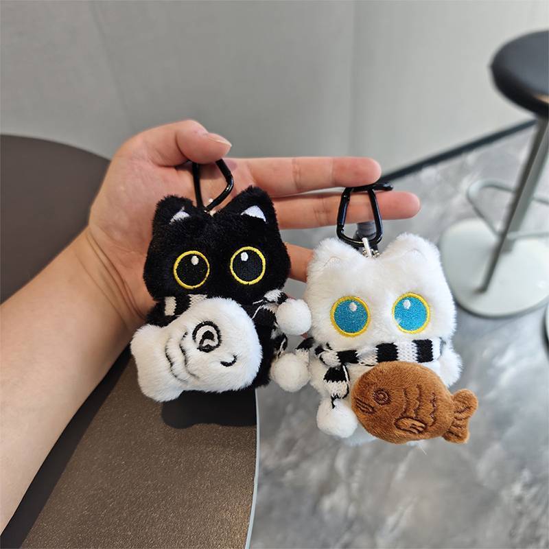 Eshylala Hoạt Hình Sang Trọng Mèo Trắng Đen Móc Khóa Túi Mặt Dây Chuyền Đồ Chơi Kawaii Dễ Thương Quà Tặng Cho Cặp Đôi [MỚI]